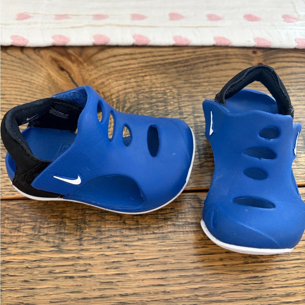Nike Sunray Protect Kids Black and Blue Sandals
